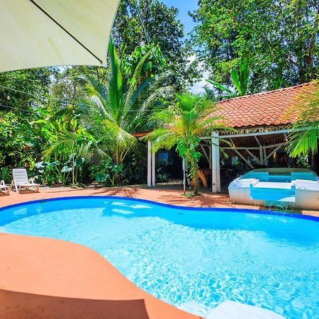 Bambutel Cocles 호텔 Puerto Viejo de Talamanca 외부 사진