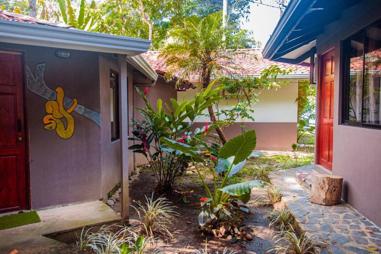 Bambutel Cocles 호텔 Puerto Viejo de Talamanca 외부 사진