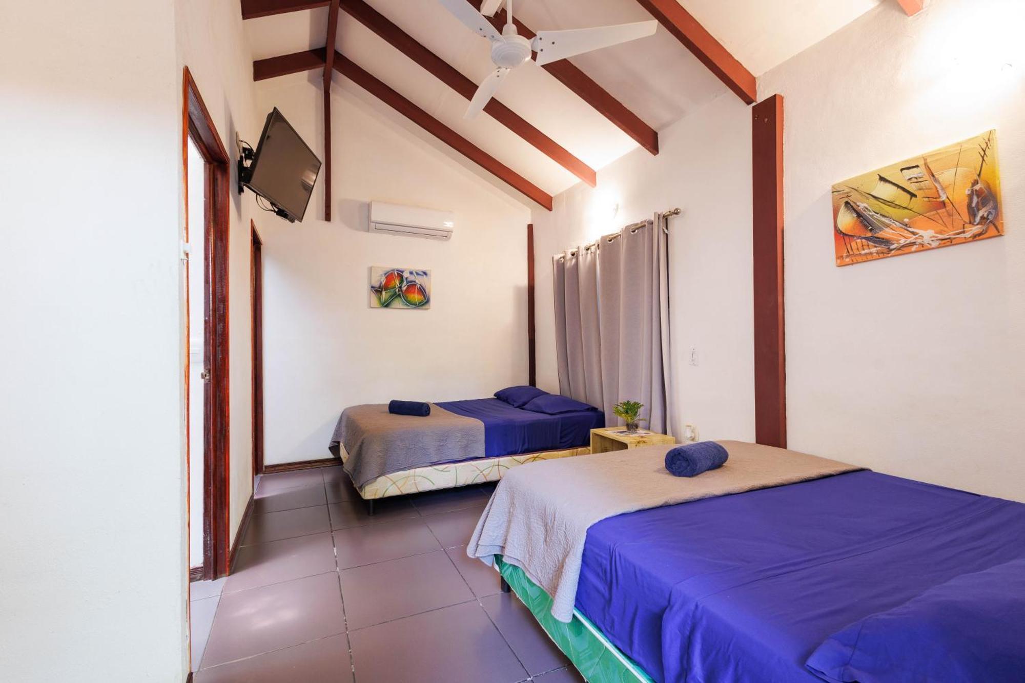 Bambutel Cocles 호텔 Puerto Viejo de Talamanca 외부 사진